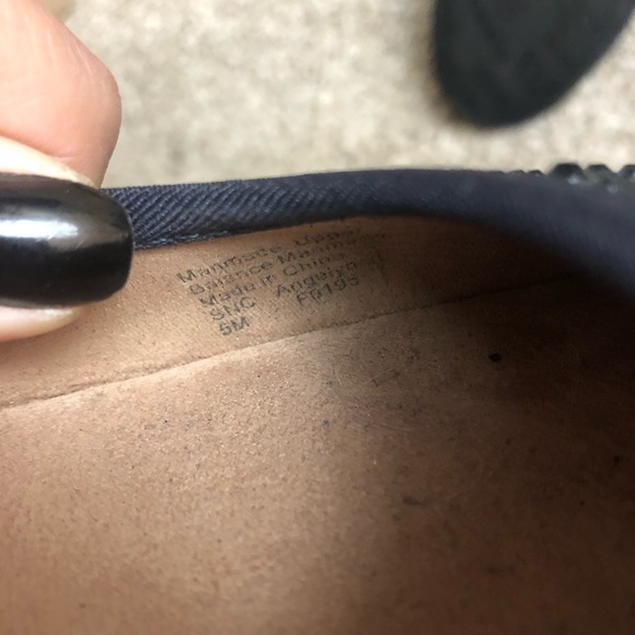 Dark navy blue flats - Picture 7 of 7